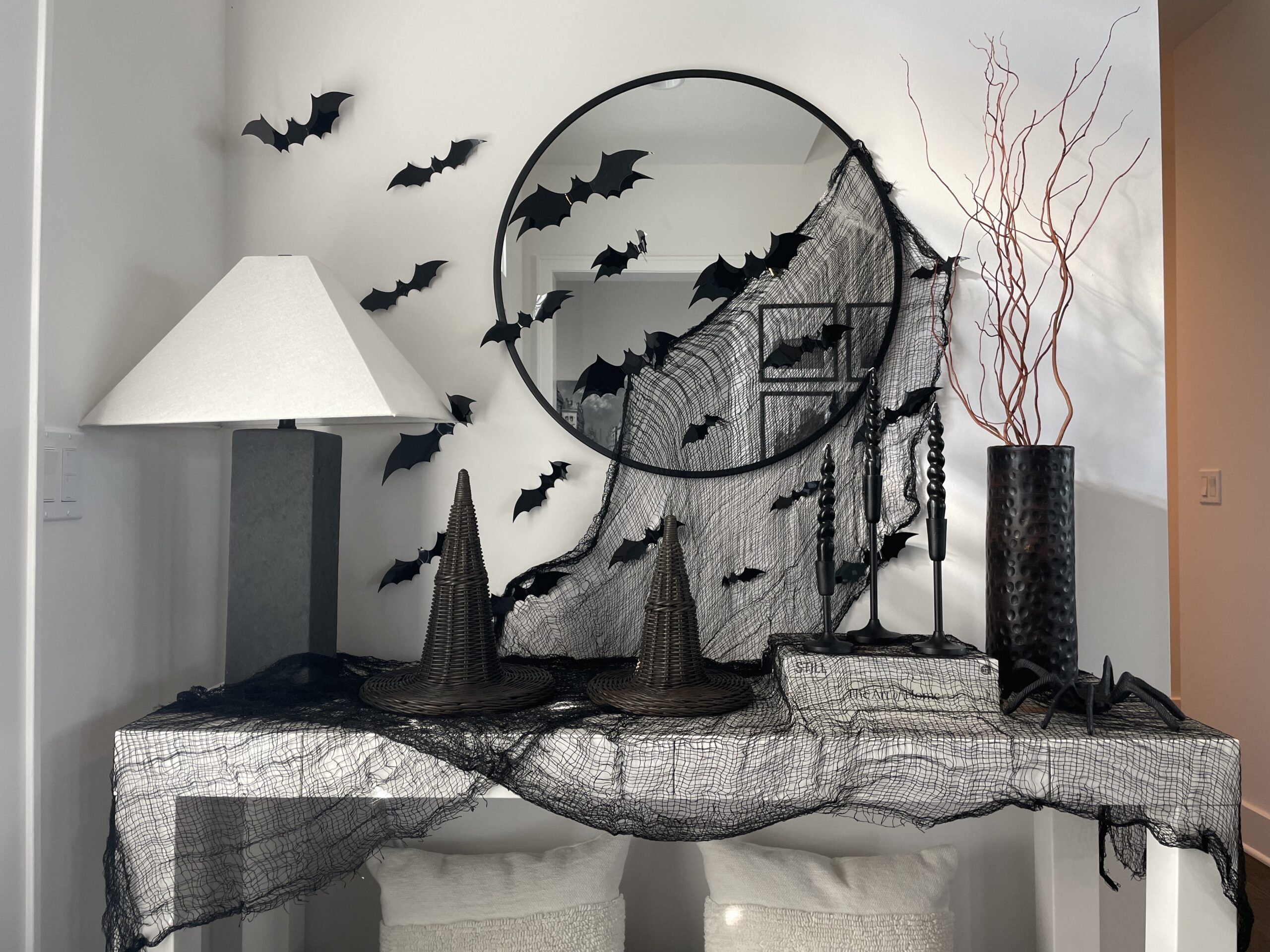 Simple Tips For How To Incorporate Halloween Decor